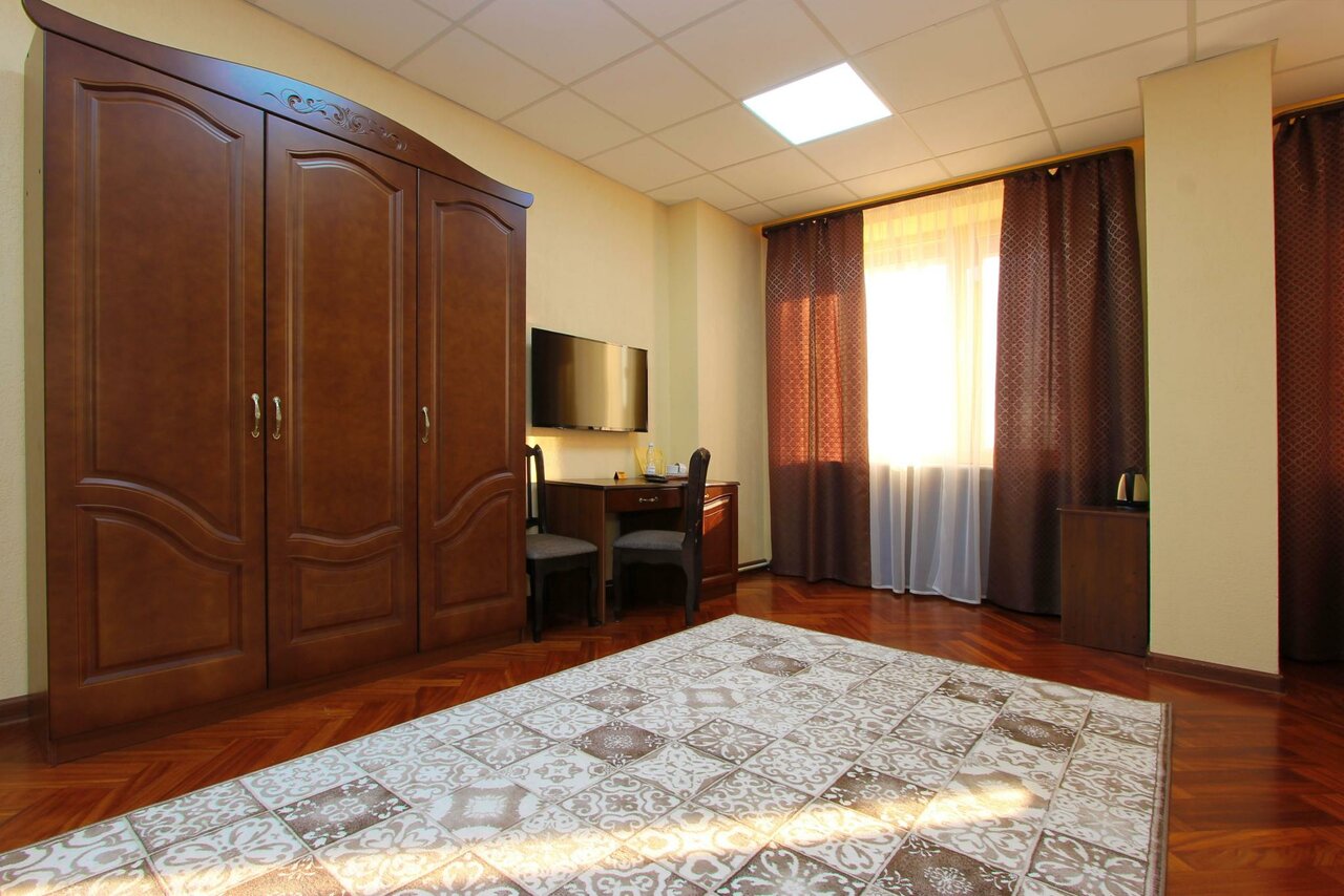 Гостиница Симбирск Ульяновск-95