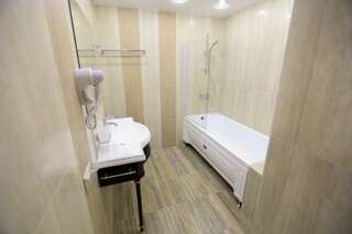 Гостиница Симбирск Ульяновск Полулюкс-4