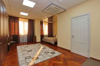 Гостиница Симбирск Ульяновск Двухместный с ванной-1