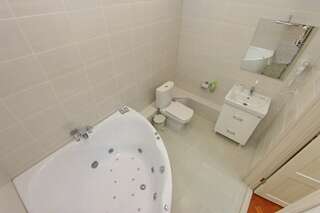 Гостиница Симбирск Ульяновск Двухместный с ванной-6