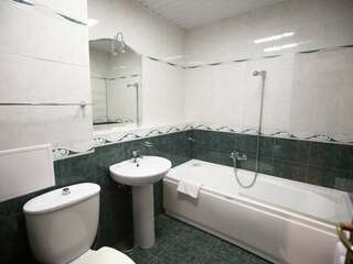 Гостиница Симбирск Ульяновск Двухместный стандарт с одной большой кроватью-2